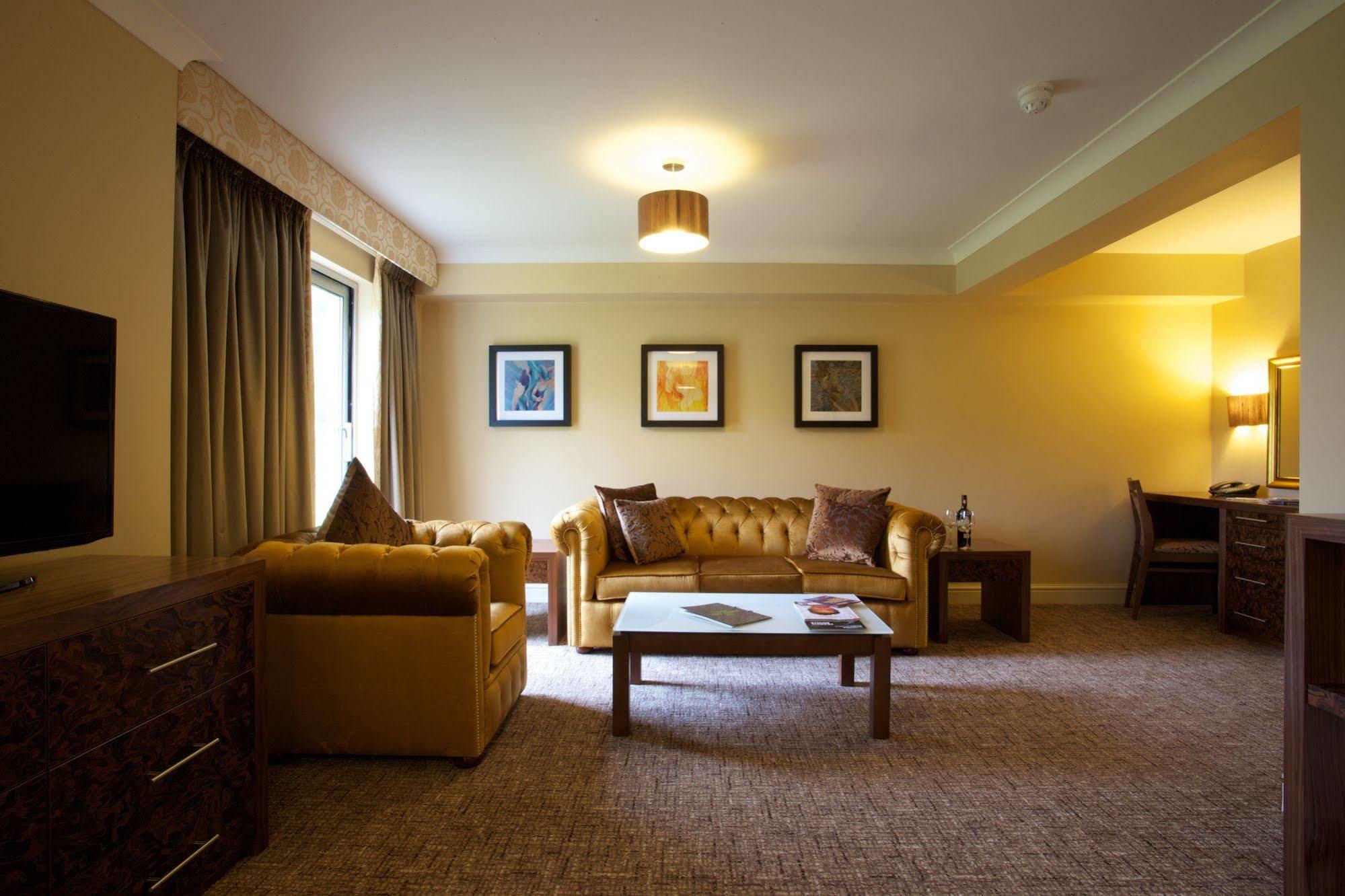 Aubrey Park Hotel Хемел Хемпстед Екстериор снимка